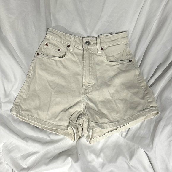 Zara Mom Short - Picture 1 of 2